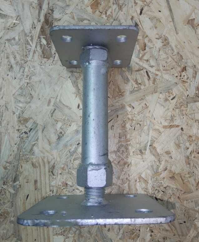 Výškově nastavitelná patka pro dřevostavby 140 až 200mm / zvit M20